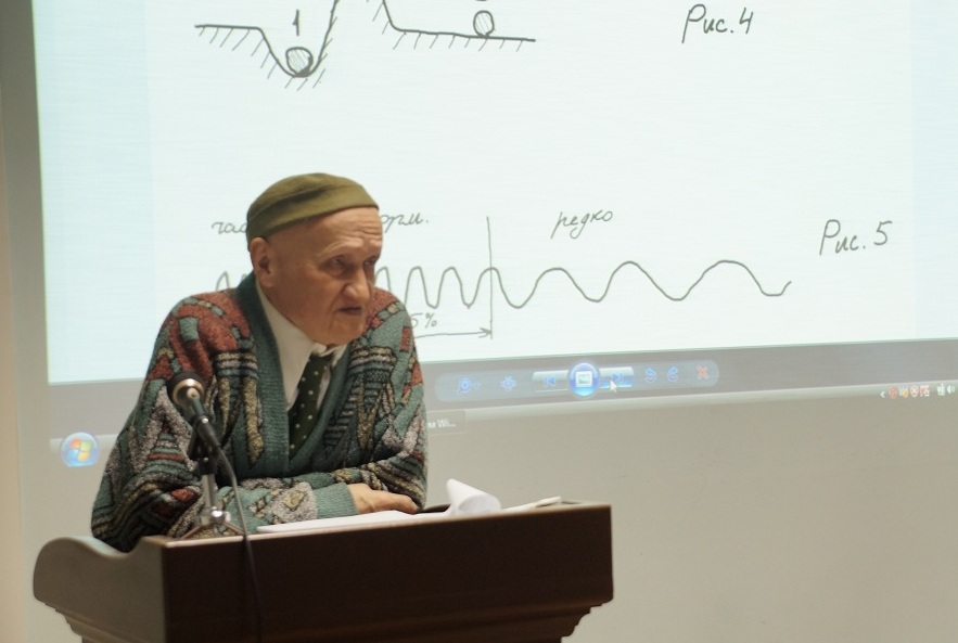 "Ак мәчет"тә физика һәм математика галиме чыгышын тыңладылар